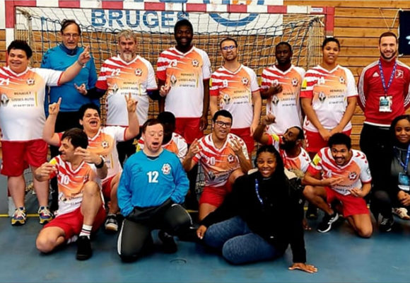 Des résidents de l’EANM La Dauphine vice-champions de France de Handball adapté