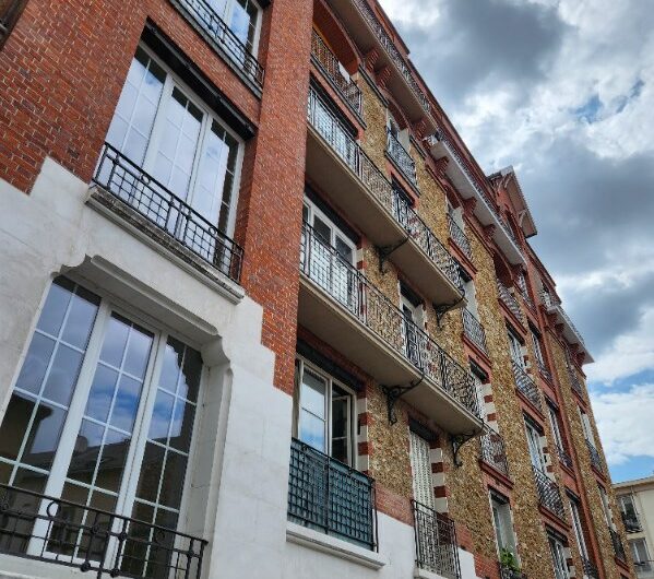 Façade du 18 rue Joseph Gaillard, Vincennes.