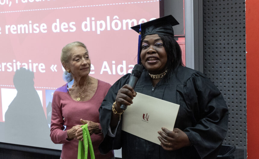 Remise des diplômes de la 1ère promotion du DU Care Aidant Paris-Cité