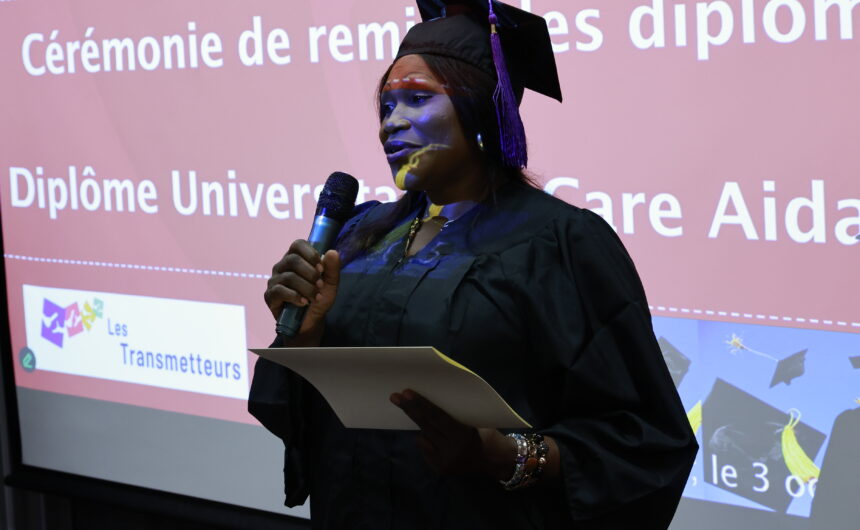 Remise des diplômes de la 1ère promotion du DU Care Aidant Paris-Cité