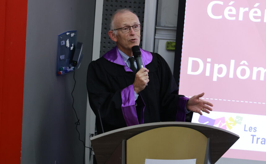 Remise des diplômes de la 1ère promotion du DU Care Aidant Paris-Cité