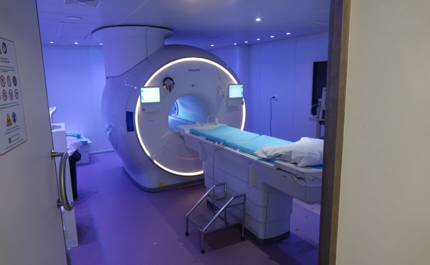 Inauguration plateau imagerie médicale hôpital Goüin